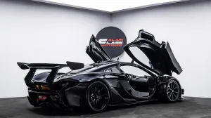 2015 McLaren P1