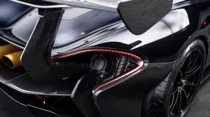 2015 McLaren P1