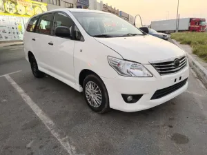 2013 Toyota Innova in dubai