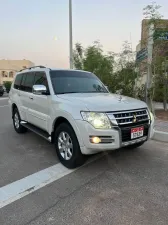 2018 Mitsubishi Pajero