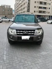 2012 Mitsubishi Pajero in dubai