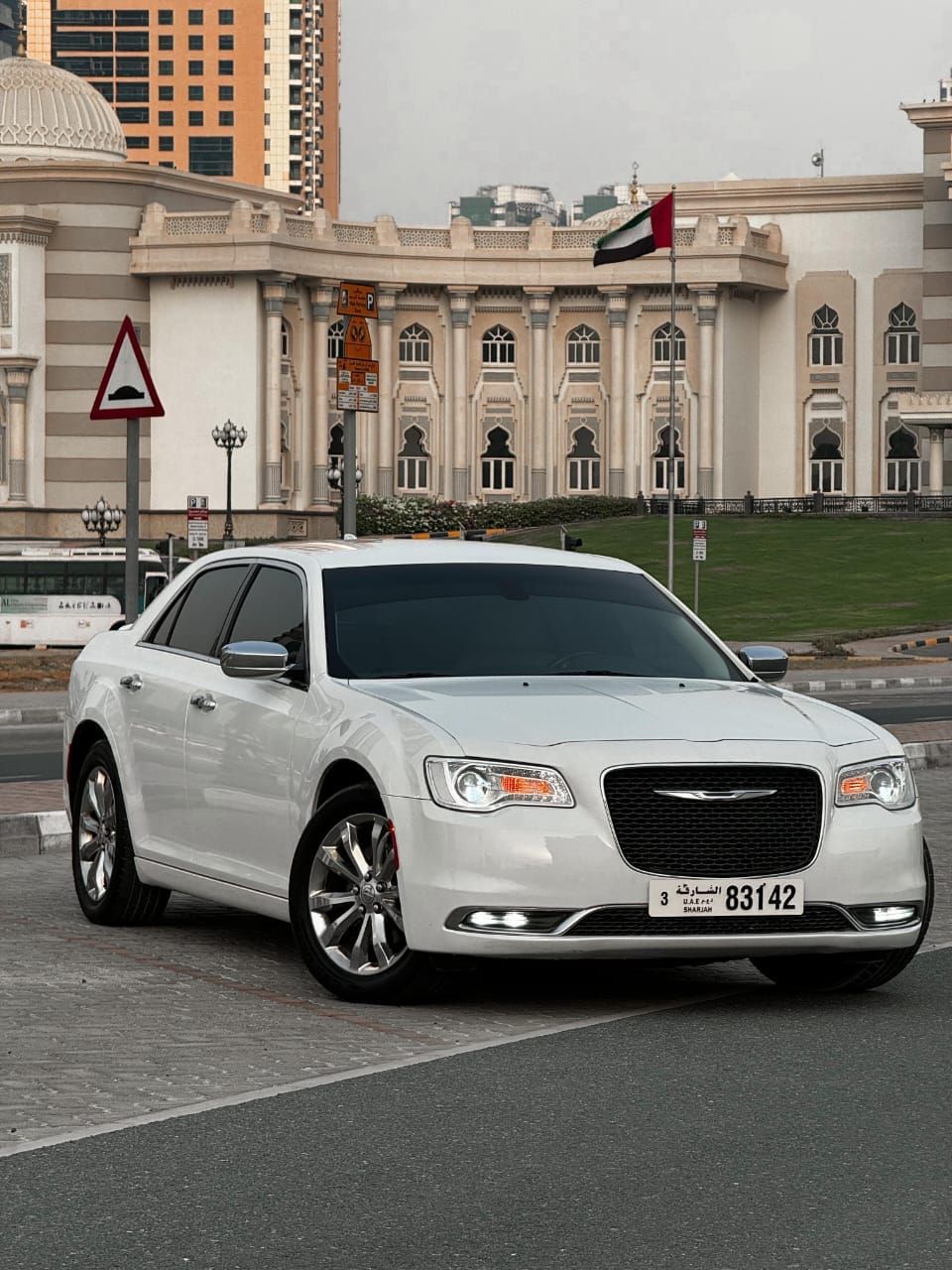 2018 Chrysler 300 in dubai