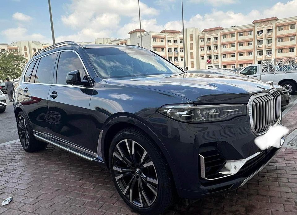 BMW X7 X drive 4.0i V6 3.5L Full Option Model 2021 GCC spec 