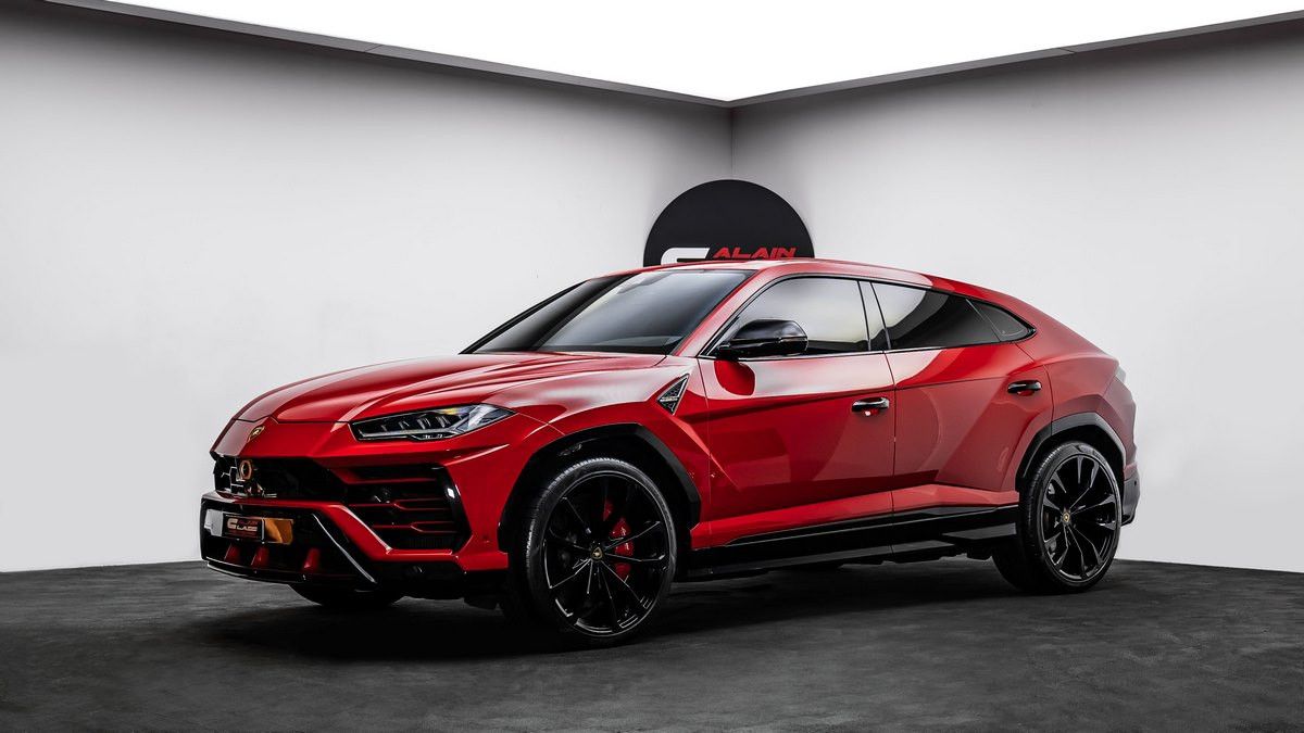 2019 Lamborghini URUS in dubai