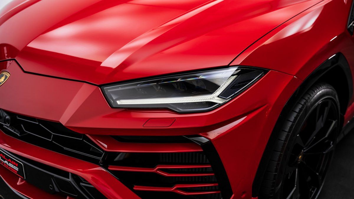 2019 Lamborghini URUS