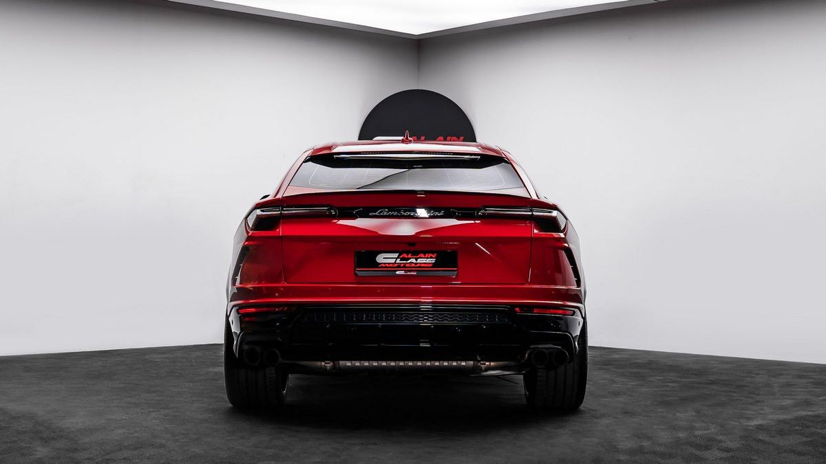 2019 Lamborghini URUS