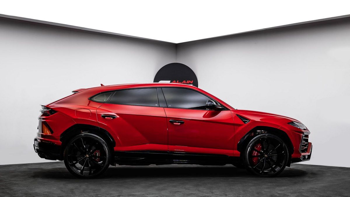 2019 Lamborghini URUS