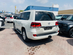 2021 Toyota Land Cruiser