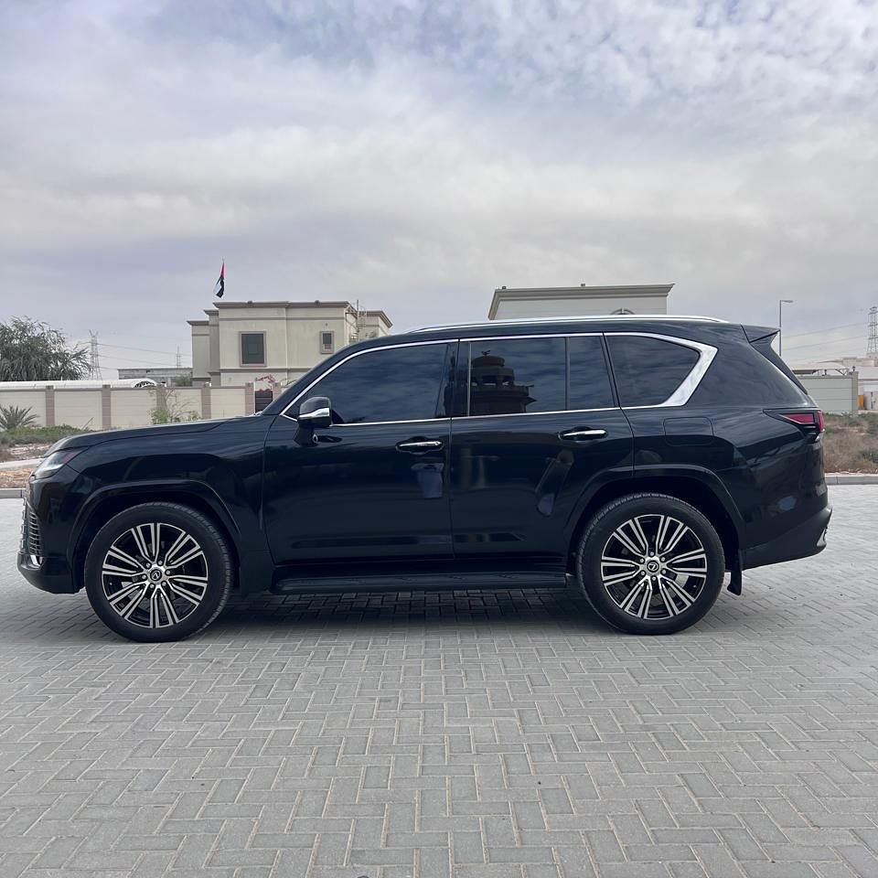 2023 Lexus LX600