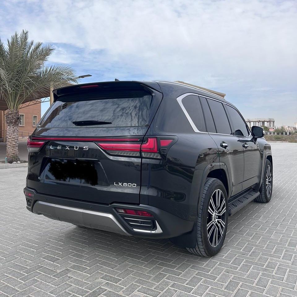 2023 Lexus LX600