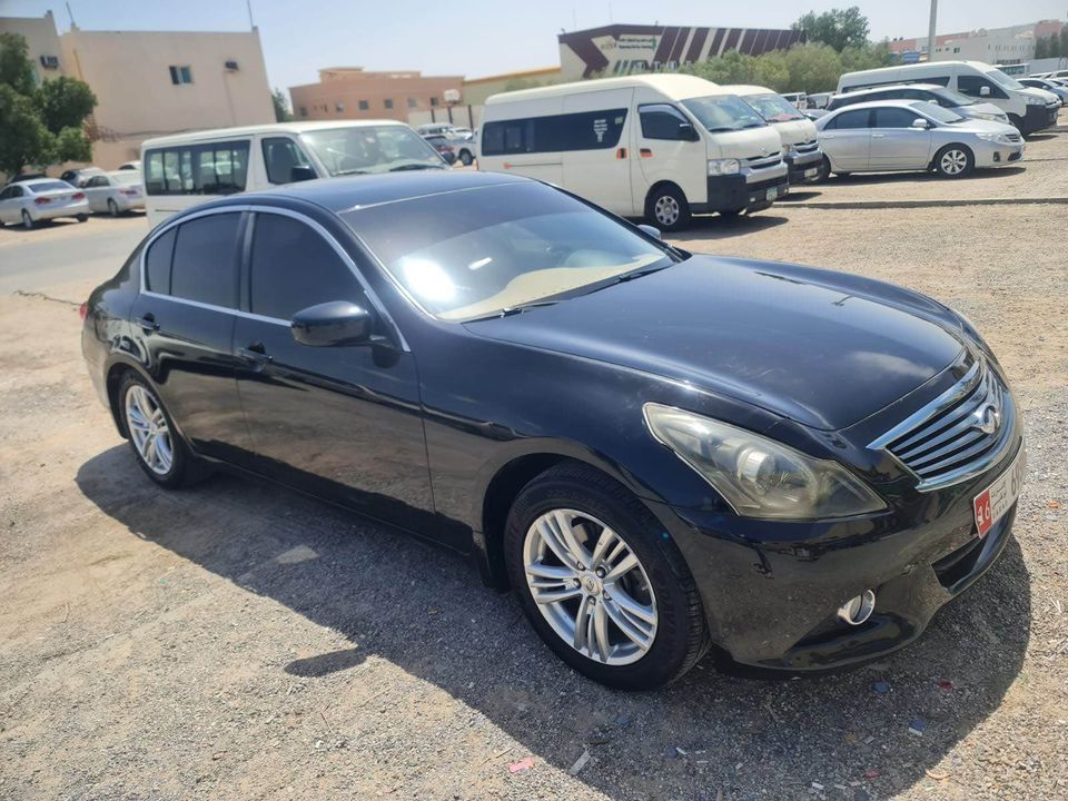 2013 Infiniti G37 in dubai