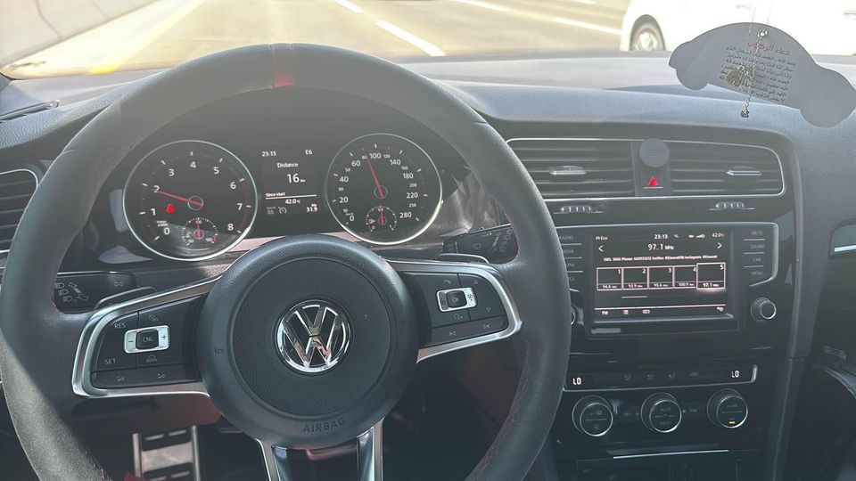 2016 Volkswagen Golf