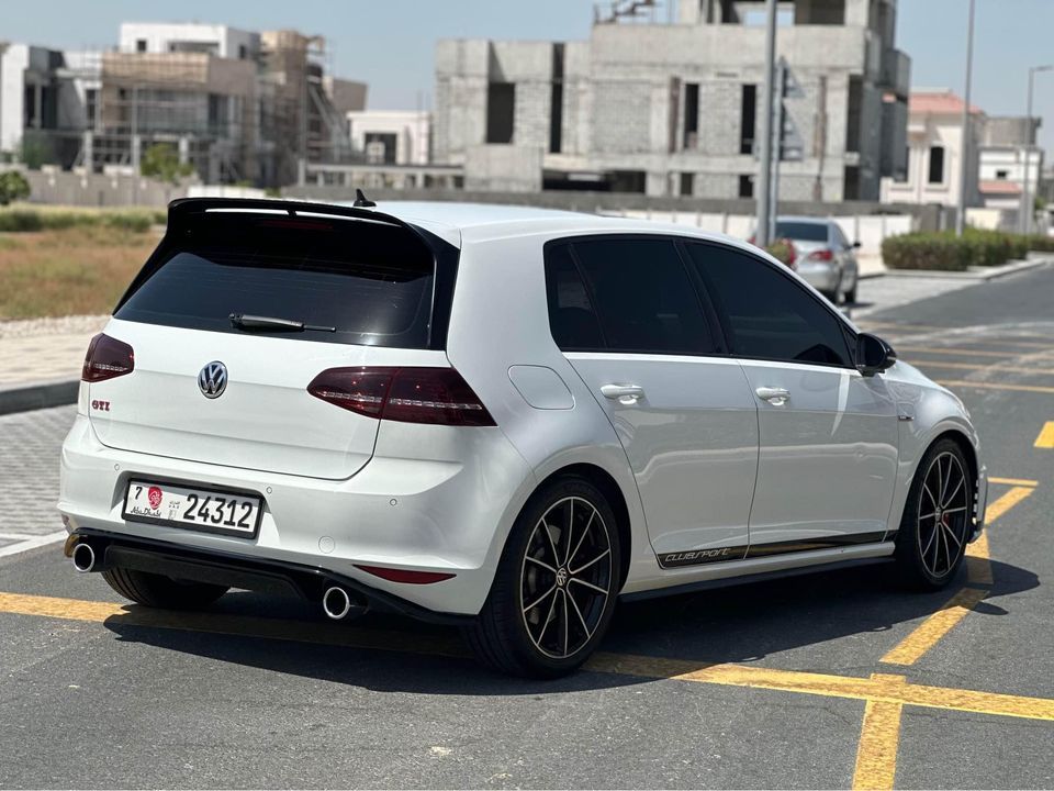 2016 Volkswagen Golf