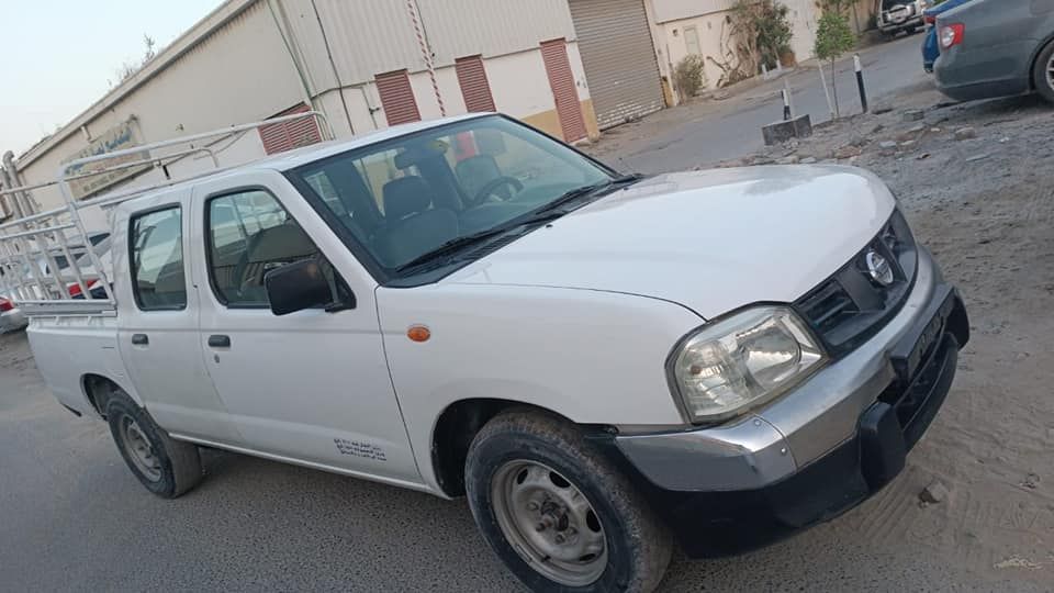 2009 Nissan Pickup in dubai