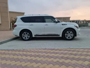 2016 Infiniti QX80