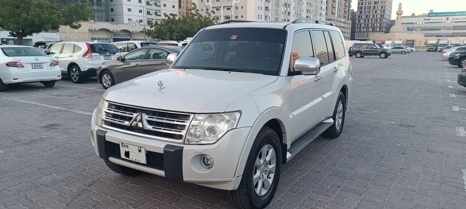 2010 Mitsubishi Pajero Sport in dubai