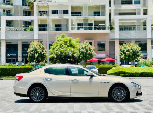 2014 Maserati Ghibli I