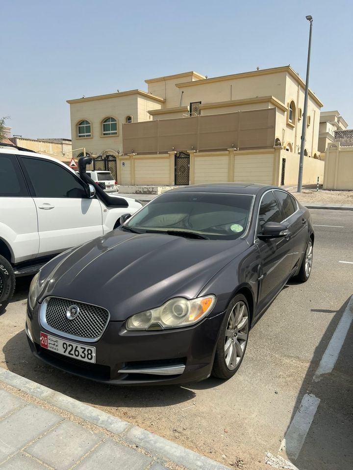 2009 Jaguar XF in dubai