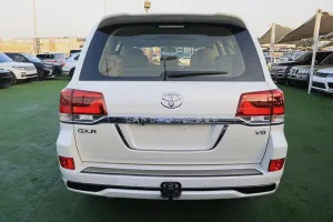 2018 Toyota Land Cruiser