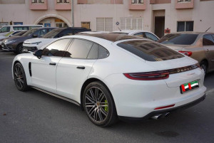 2020 Porsche Panamera