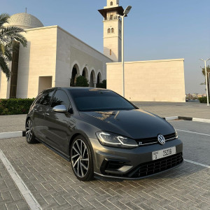 2019 Volkswagen Golf in dubai