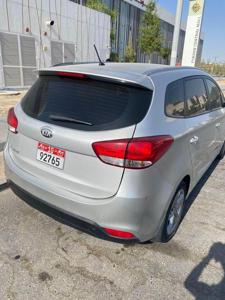 2014 Kia Carens