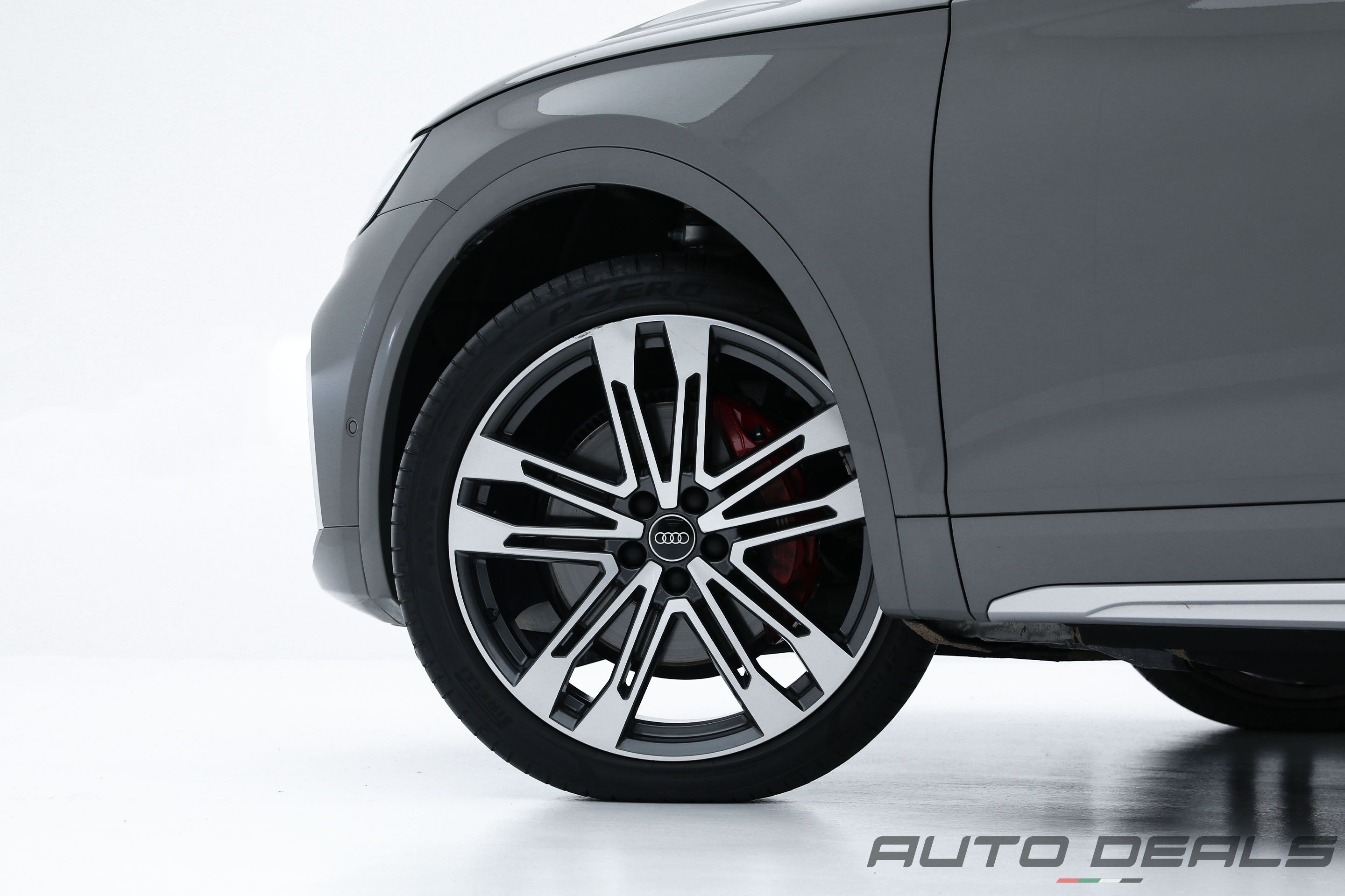 2023 Audi SQ5