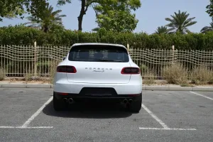 2015 Porsche Macan