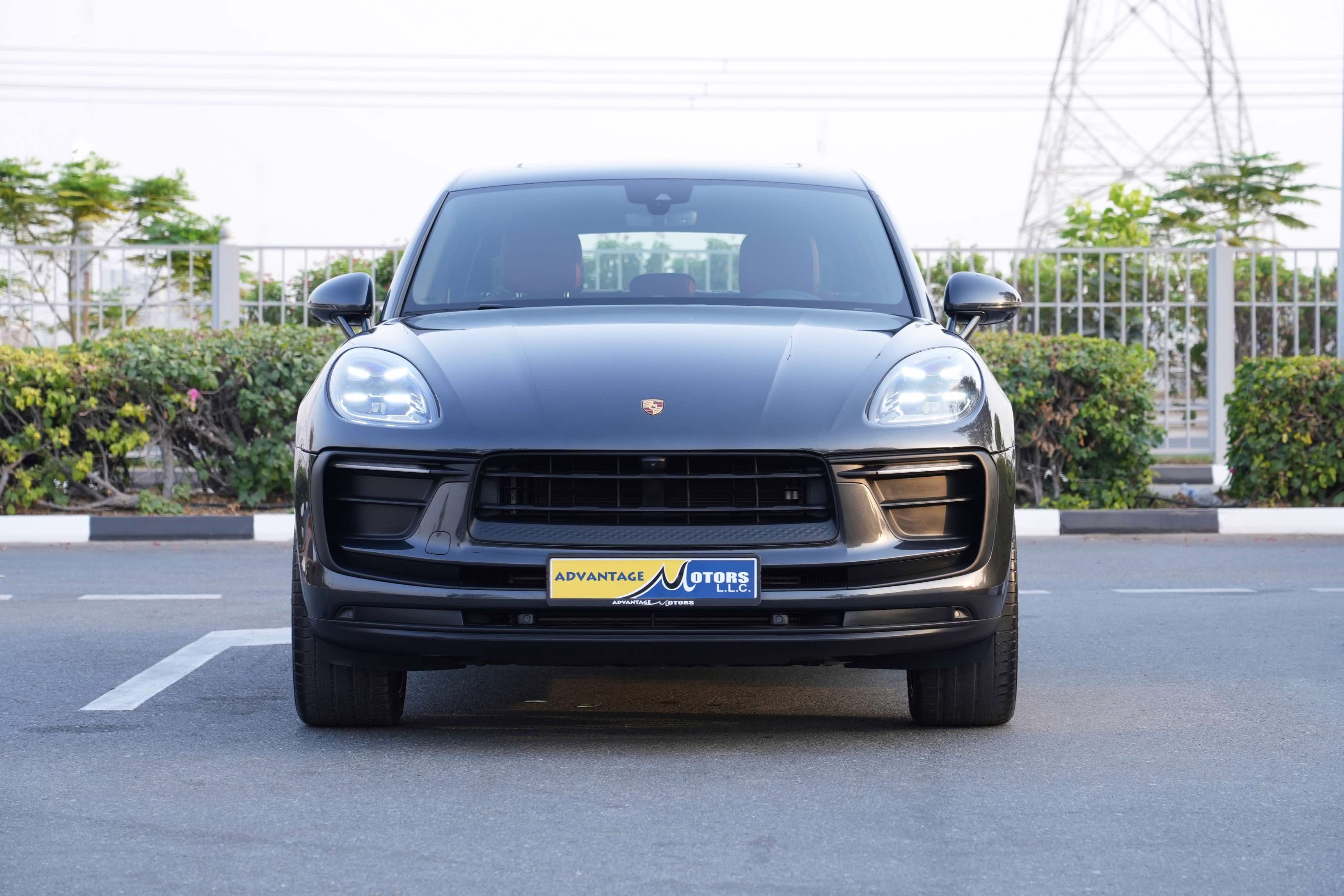 2023 Porsche Macan in dubai