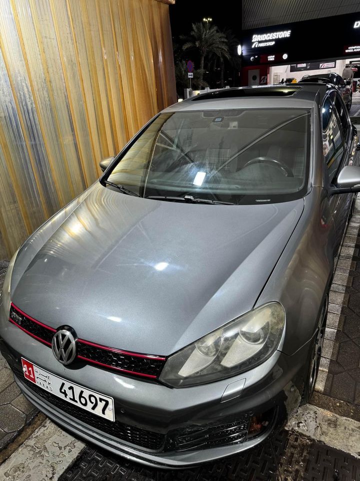 2013 Volkswagen Golf in dubai