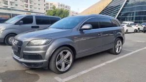 2014 Audi Q7 in dubai