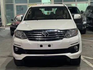 2015 Toyota Fortuner in dubai