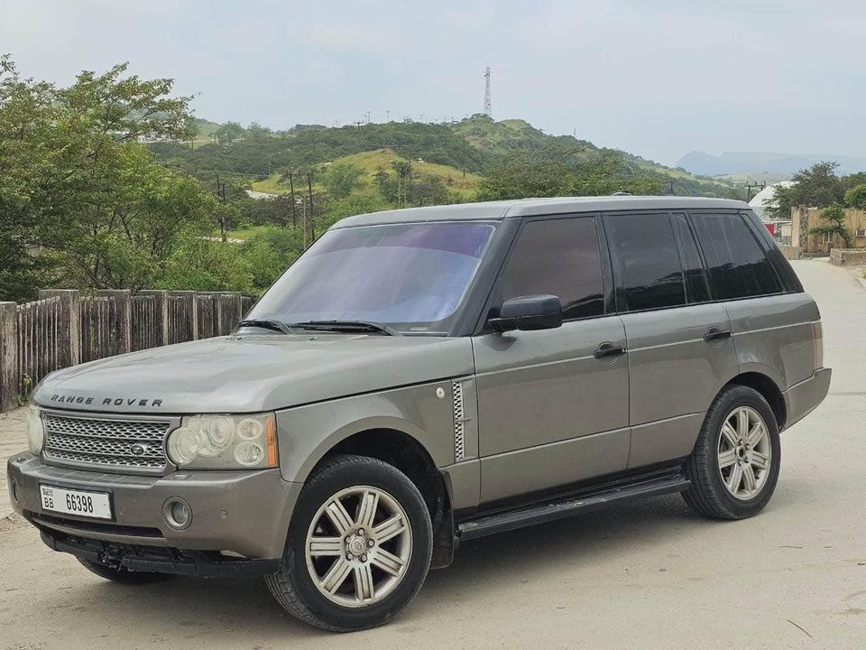 2008 Land Rover Range Rover in dubai