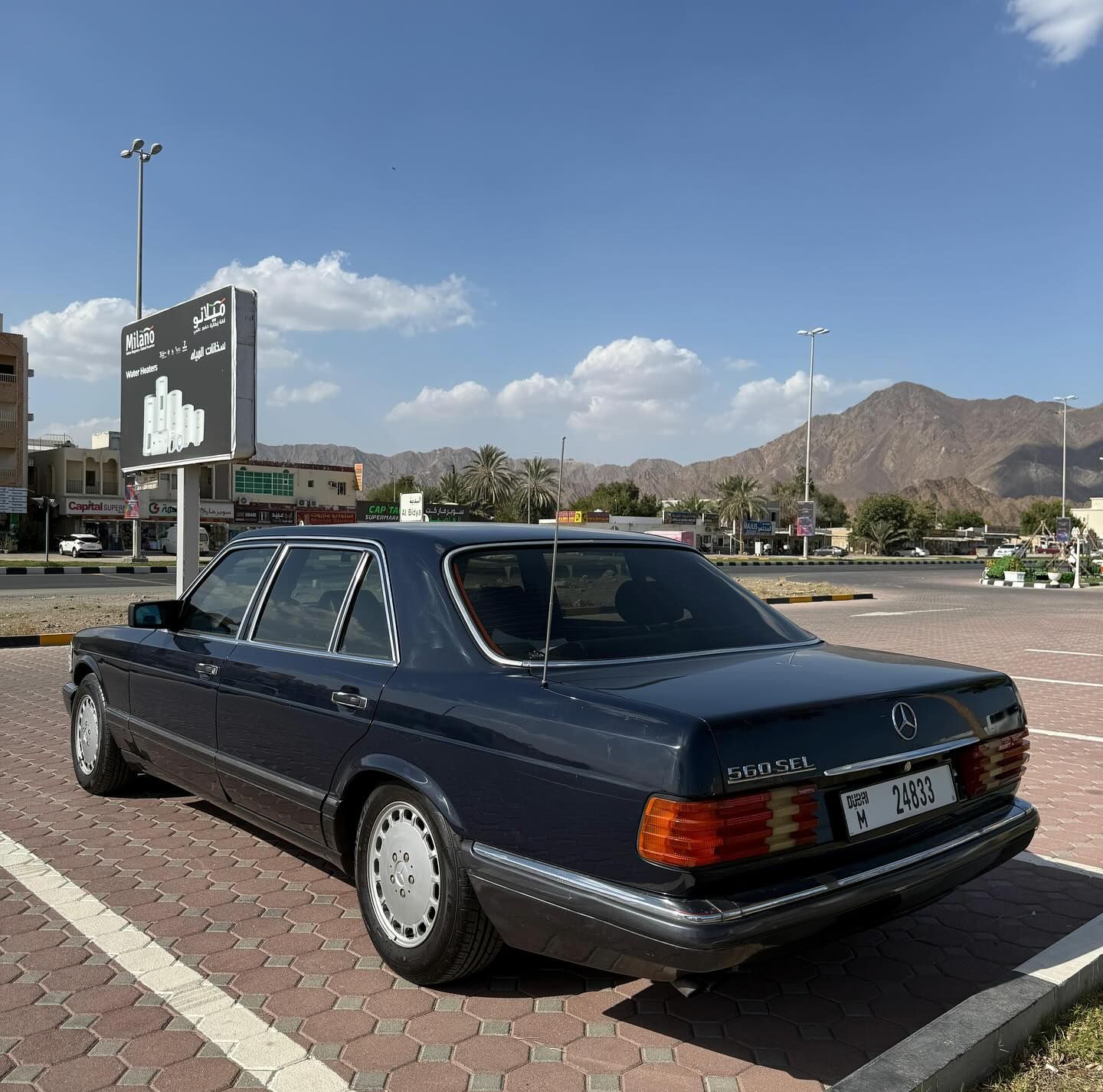 1988 Mercedes-Benz 500 560