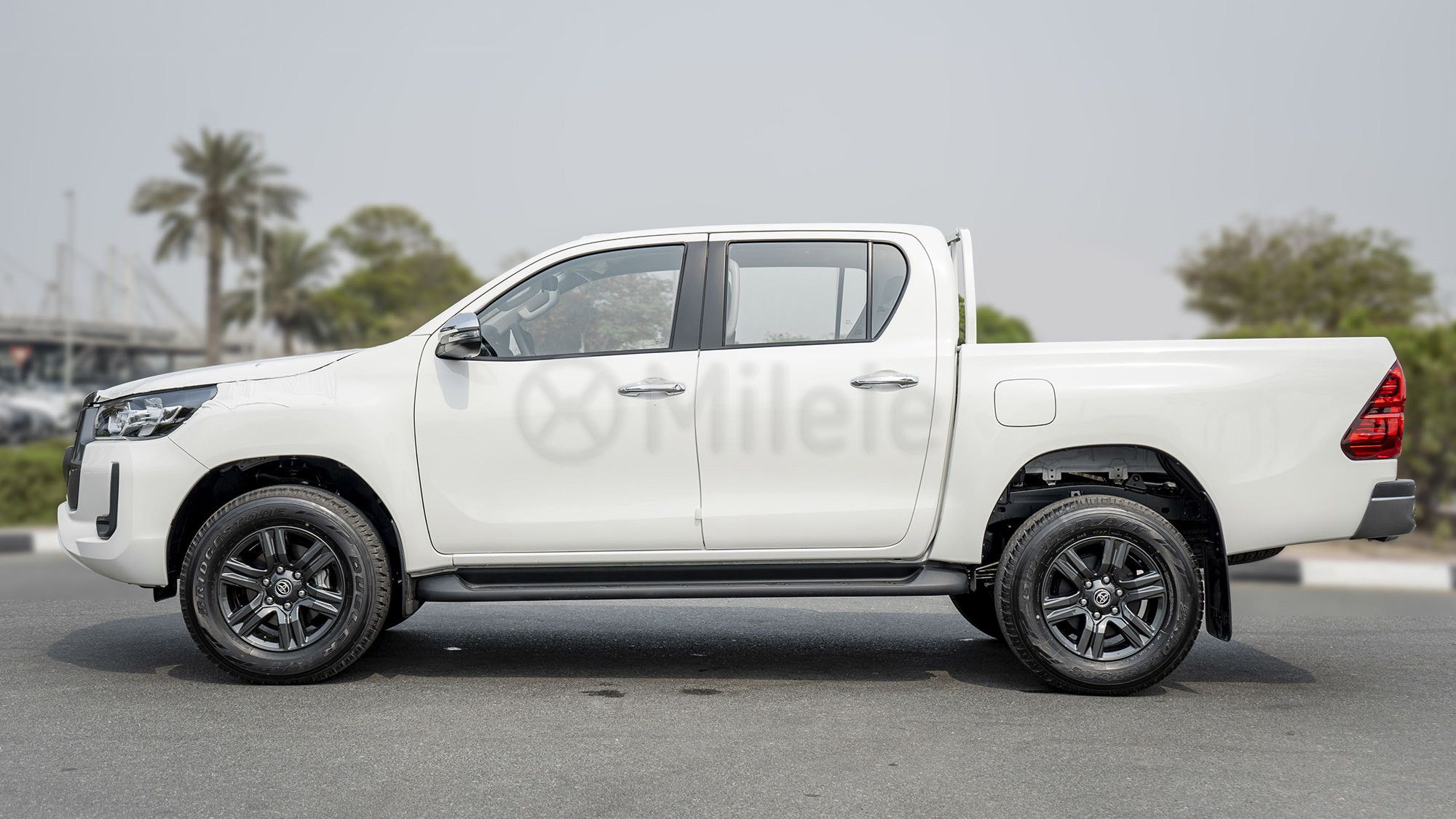 2024 Toyota Hilux