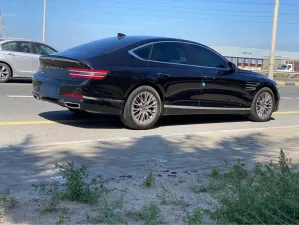 2022 Genesis G80