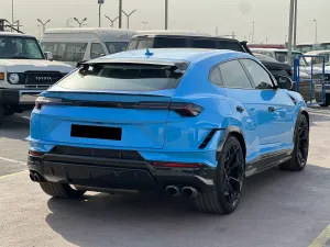 2023 Lamborghini URUS