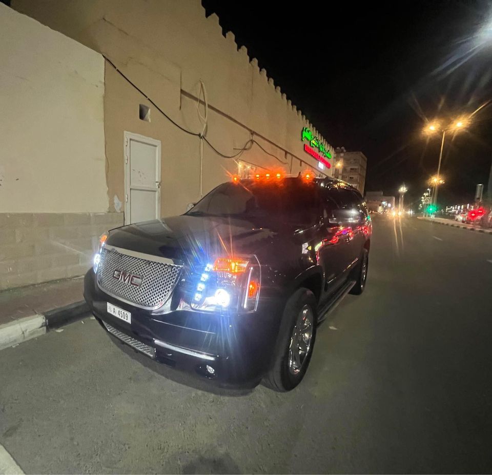 2011 GMC Yukon in dubai