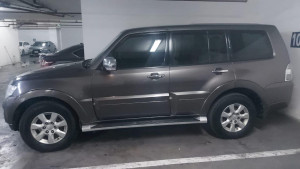 2016 Mitsubishi Pajero