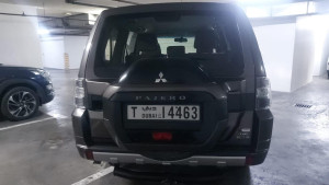 2016 Mitsubishi Pajero