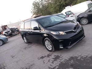 2011 Toyota Sienna