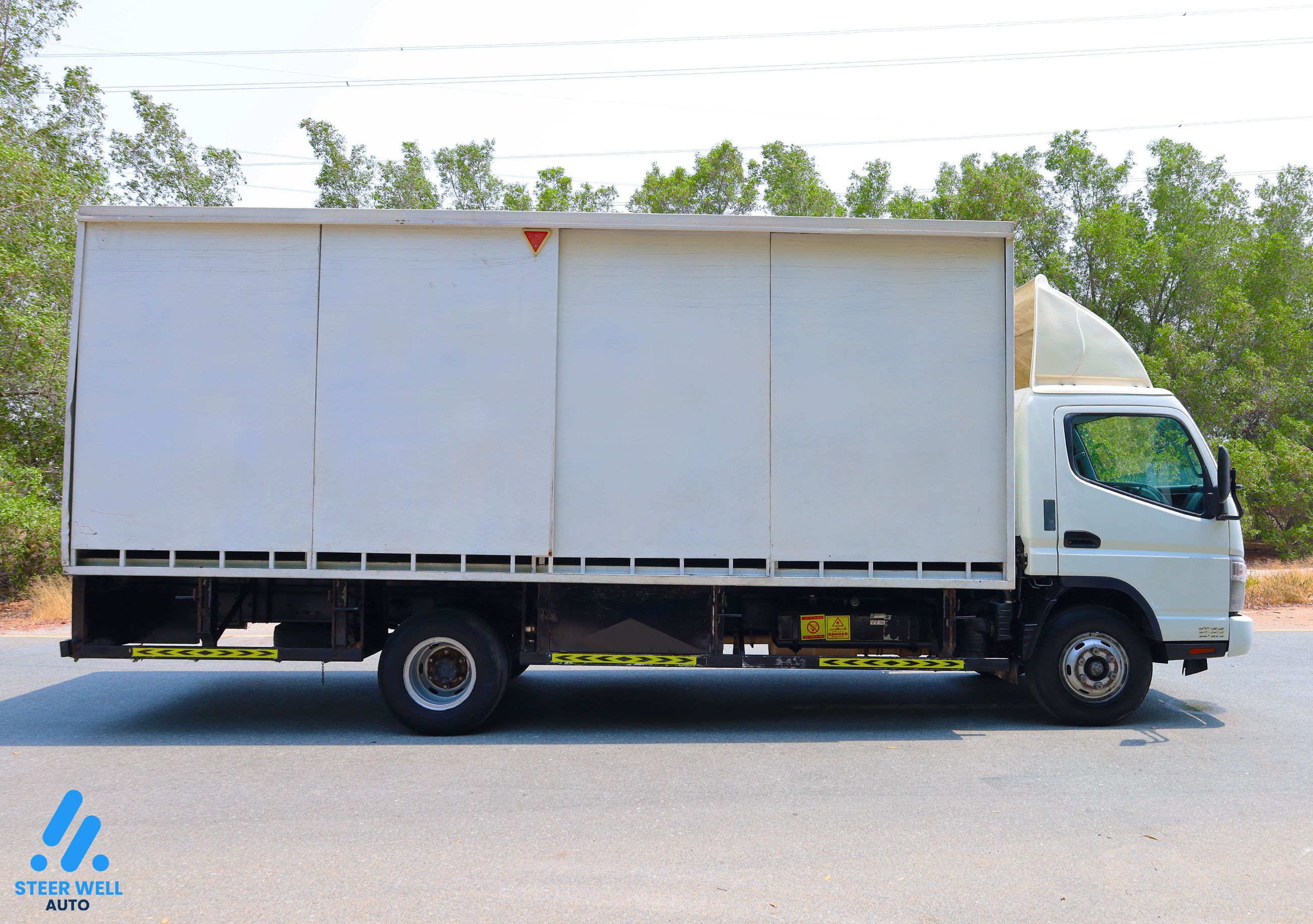 2017 Mitsubishi Canter