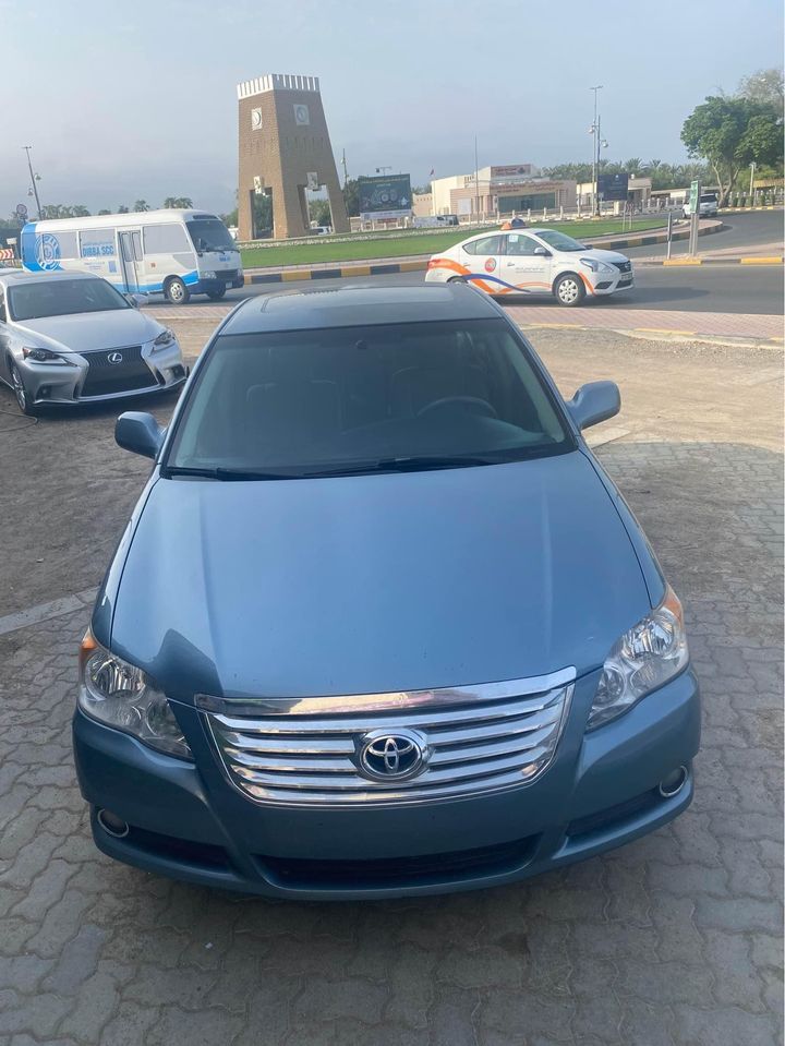 Toyota Avalon full option 2010 fresh imported for sale