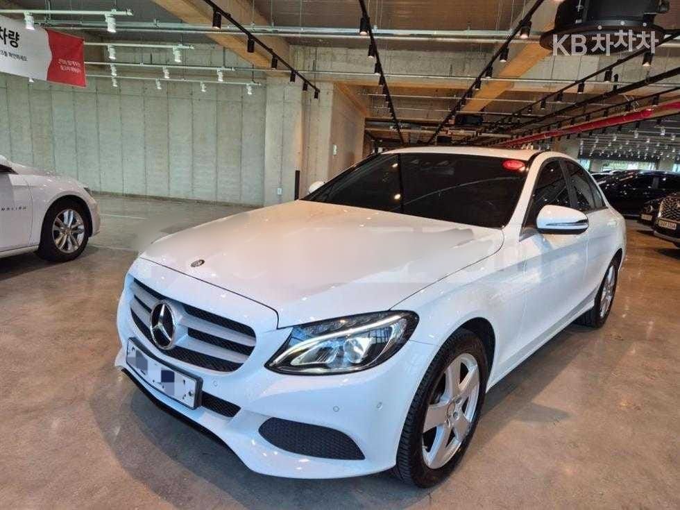 2016 Mercedes-Benz C-Class in dubai