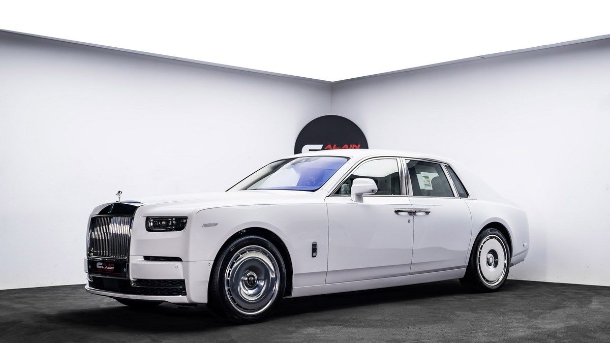 2024 Rolls Royce Phantom in dubai
