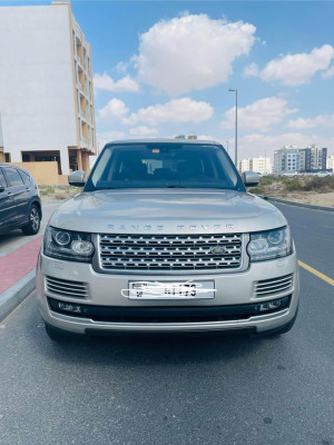 2014 Land Rover Range Rover in dubai