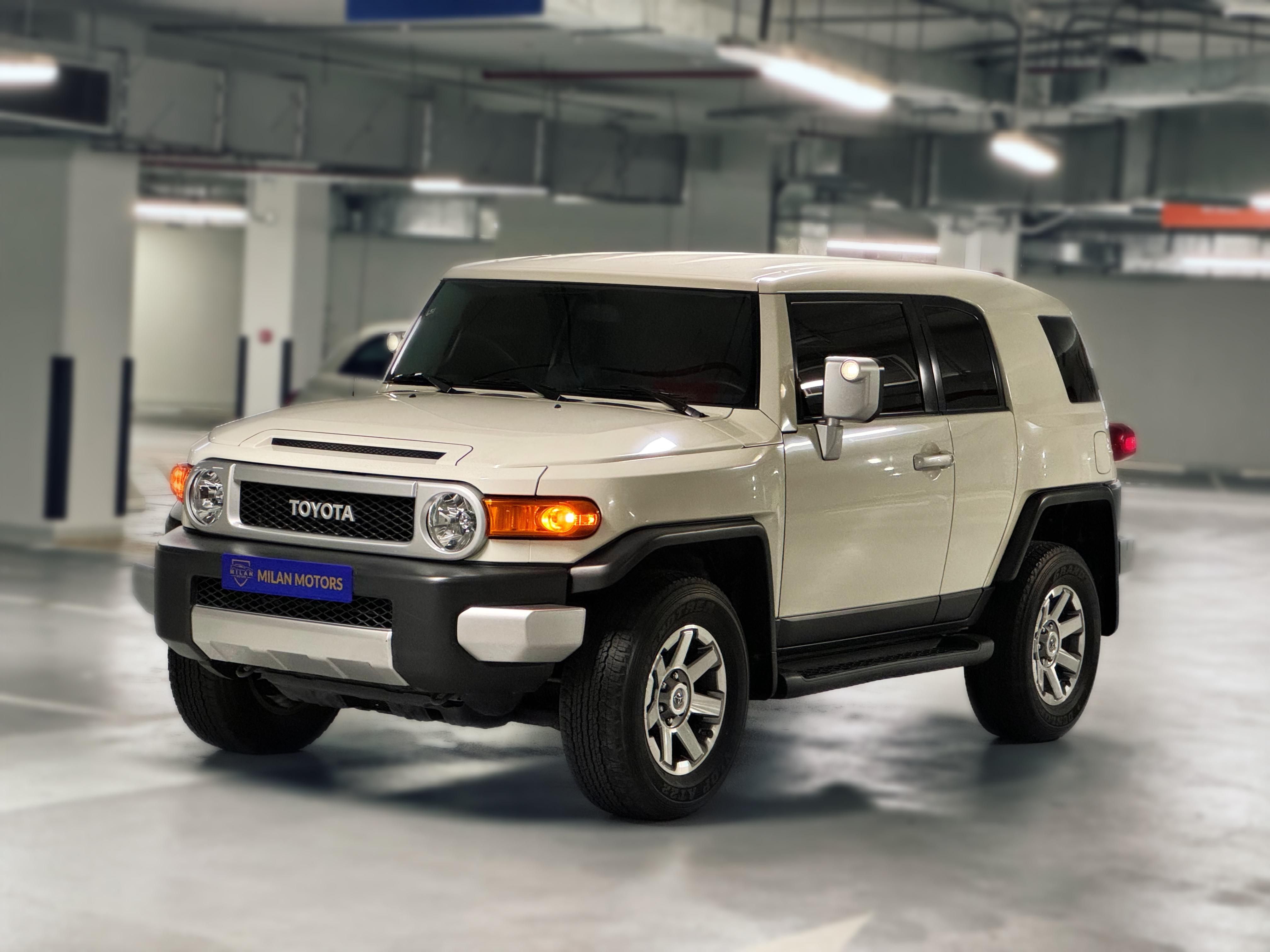 2023 Toyota FJ Cruiser in dubai