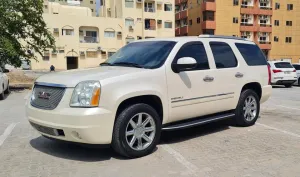 2011 GMC Yukon in dubai