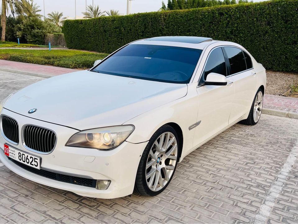 2011 BMW 7-Series in dubai