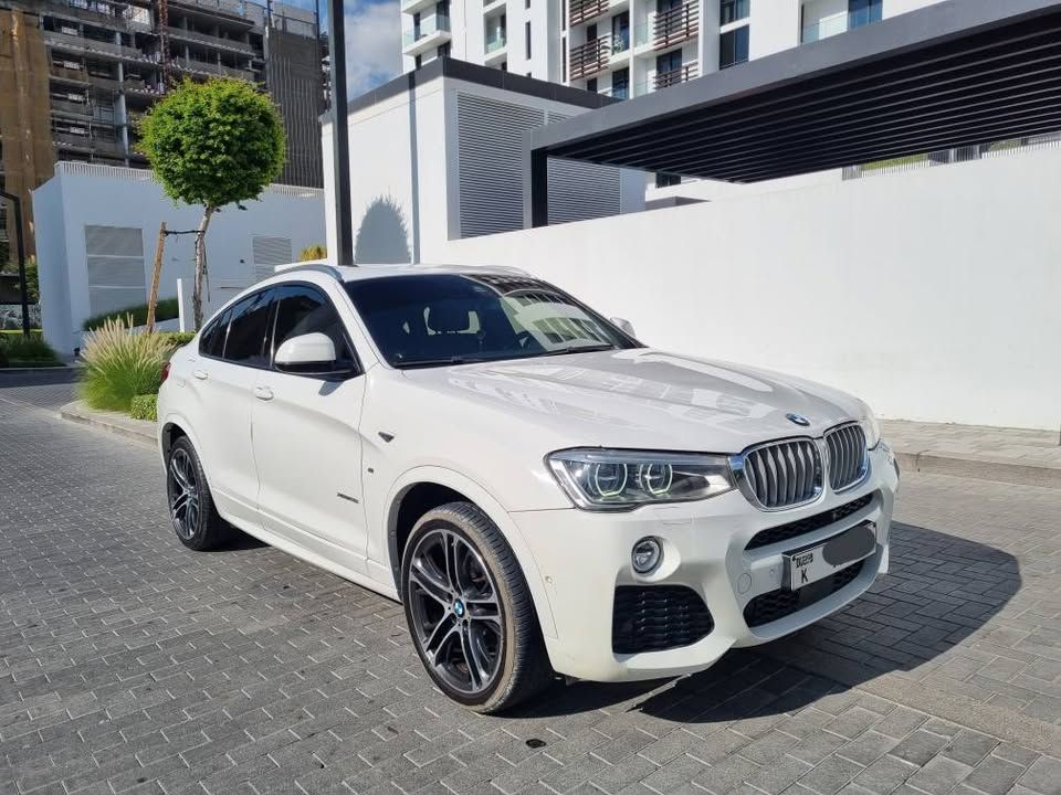 2017 BMW X4 in dubai